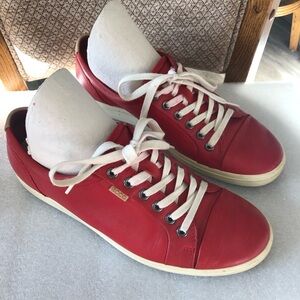 Ecco Soft Red Leather Extra Width Sneakers Women 9 Lace up Comfort Causal Shoes